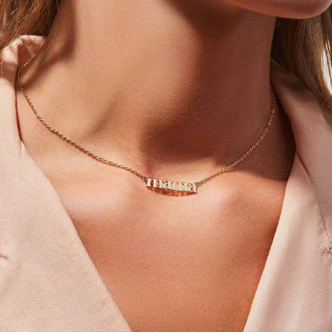 Mamá Necklace